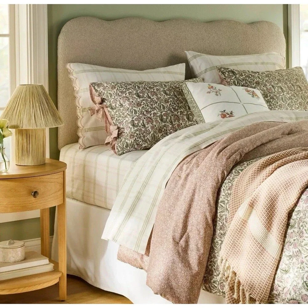 Queen 300 Thread Count Scalloped Edge Plaid Sheet Set Cream/Green -Threshold NEW